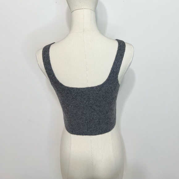 Everlane Grey The Cozy Stretch Crop Tank - Picture 3 of 5